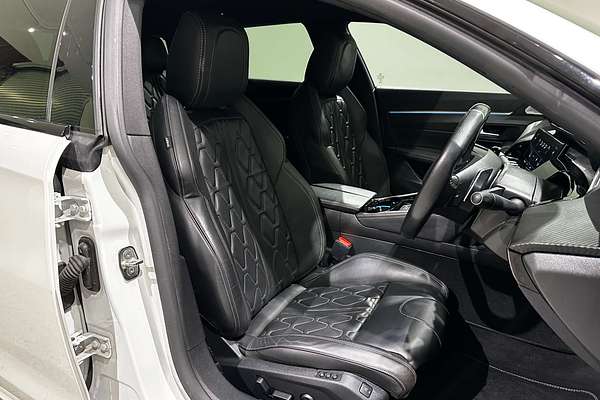 2022 Peugeot 508 GT R8