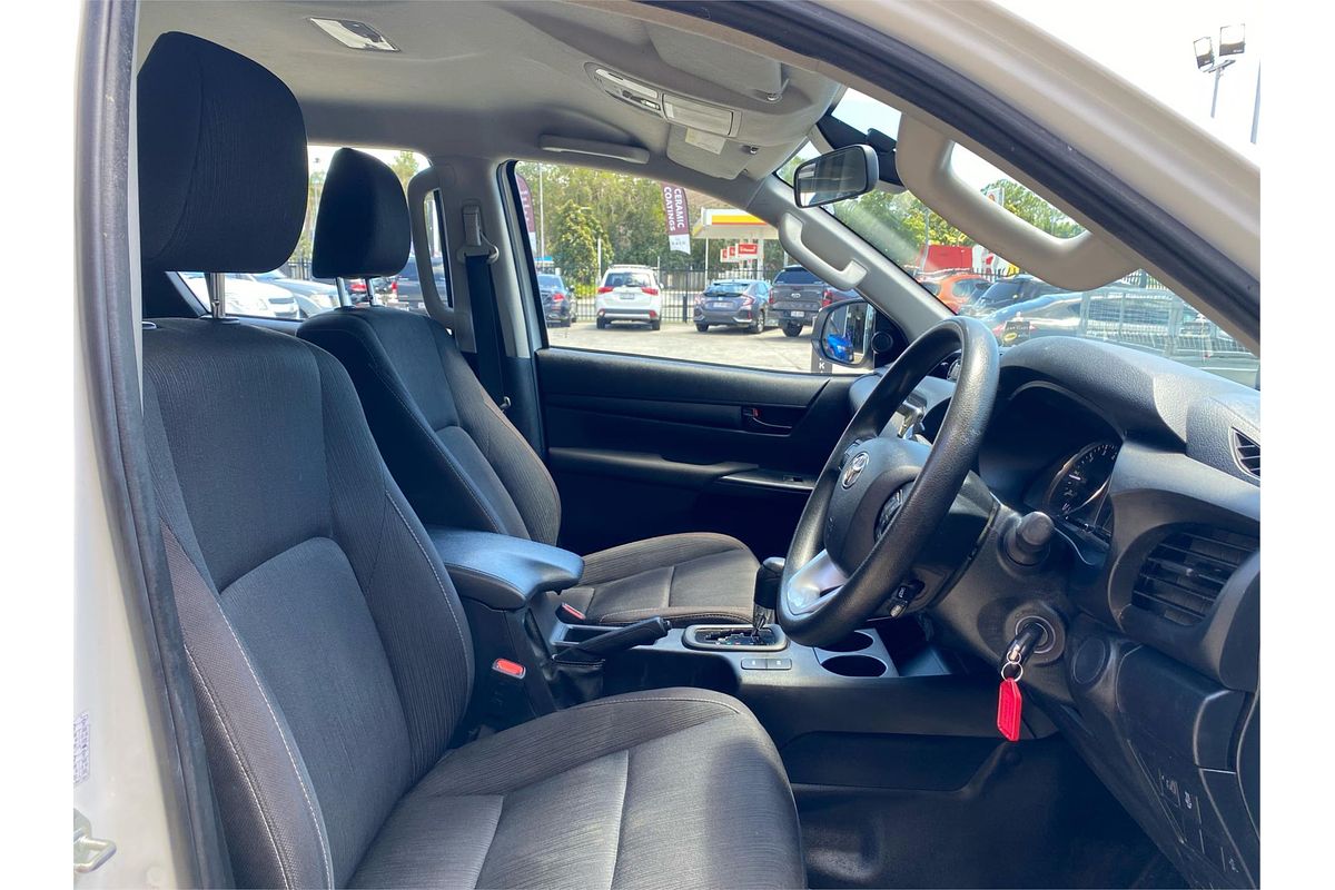 2023 Toyota Hilux SR GUN126R 4X4