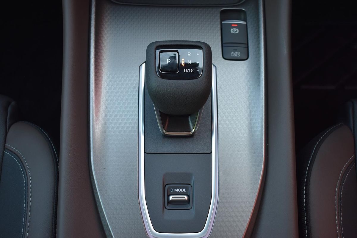 2025 Nissan QASHQAI Ti J12