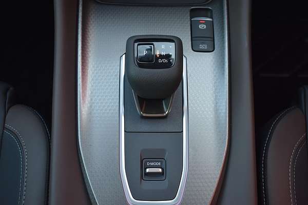 2025 Nissan QASHQAI Ti J12