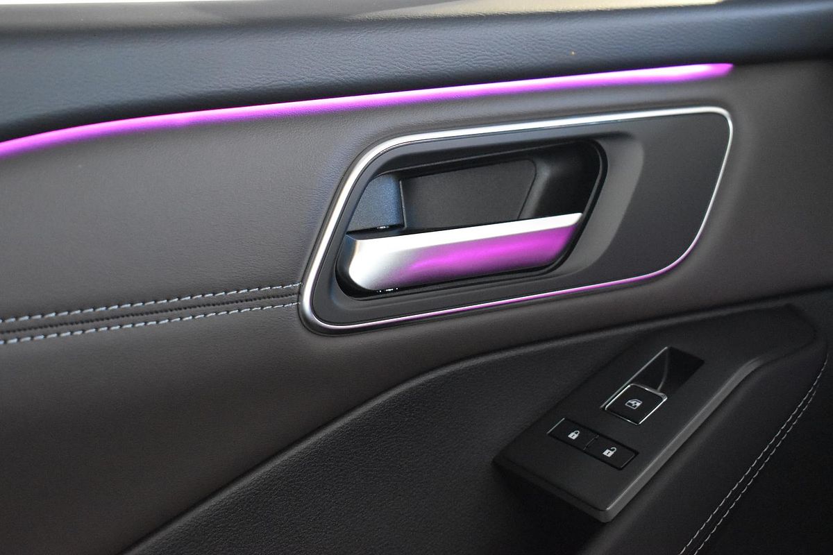 2025 Nissan QASHQAI Ti J12