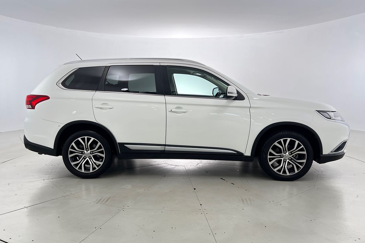 2016 Mitsubishi Outlander LS ZK