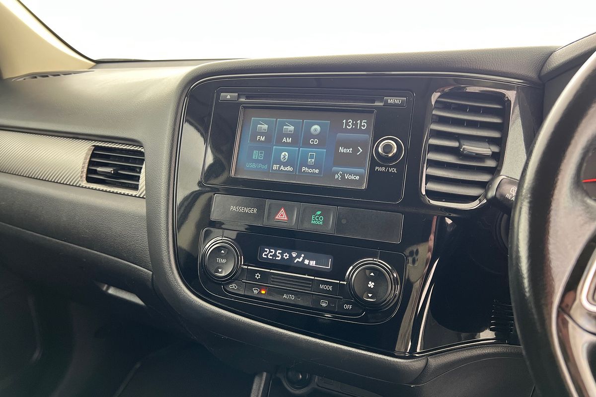 2016 Mitsubishi Outlander LS ZK