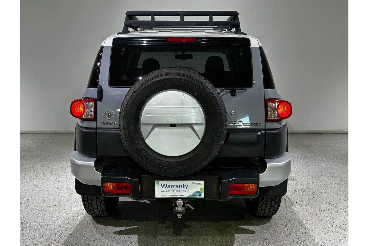 2014 Toyota FJ Cruiser  GSJ15R