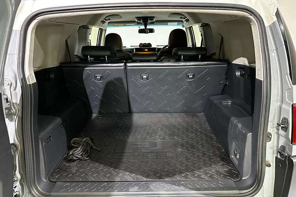 2014 Toyota FJ Cruiser  GSJ15R