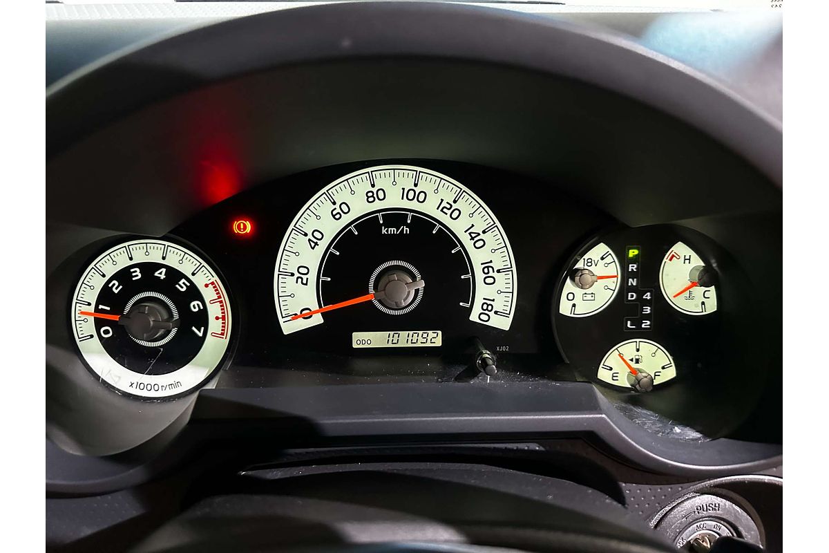 2014 Toyota FJ Cruiser  GSJ15R