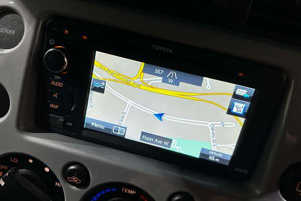 2014 Toyota FJ Cruiser  GSJ15R