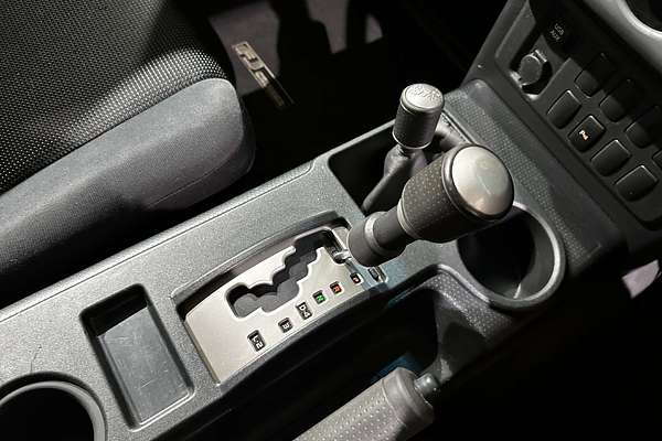 2014 Toyota FJ Cruiser  GSJ15R