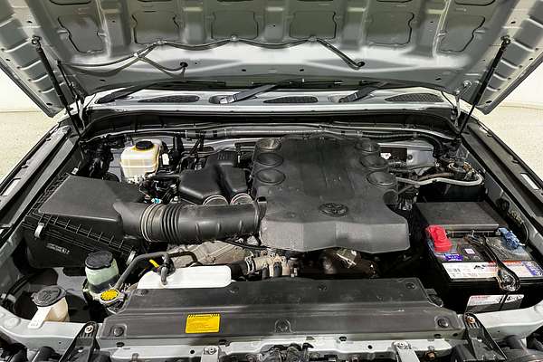 2014 Toyota FJ Cruiser  GSJ15R