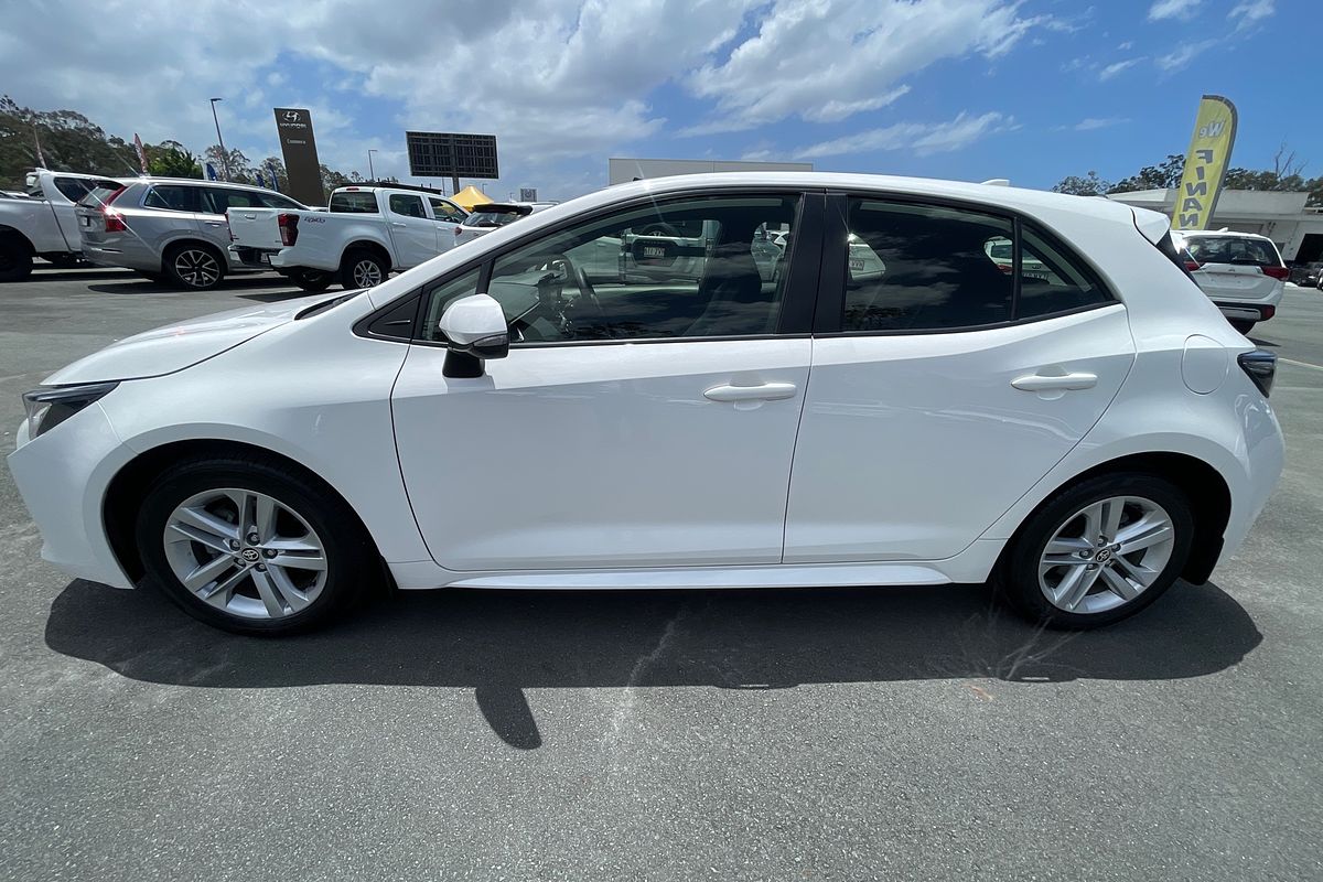 2021 Toyota Corolla Ascent Sport MZEA12R