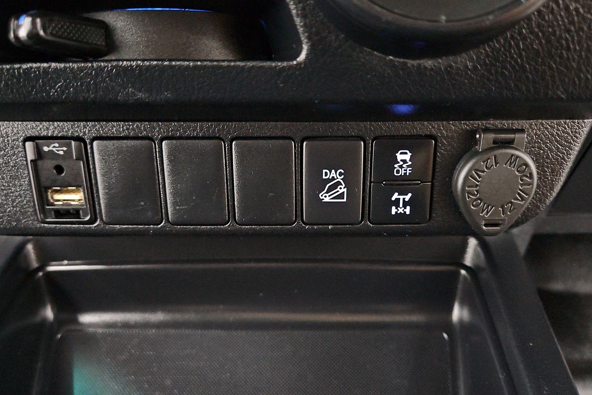 2021 Toyota Hilux SR GUN126R 4X4