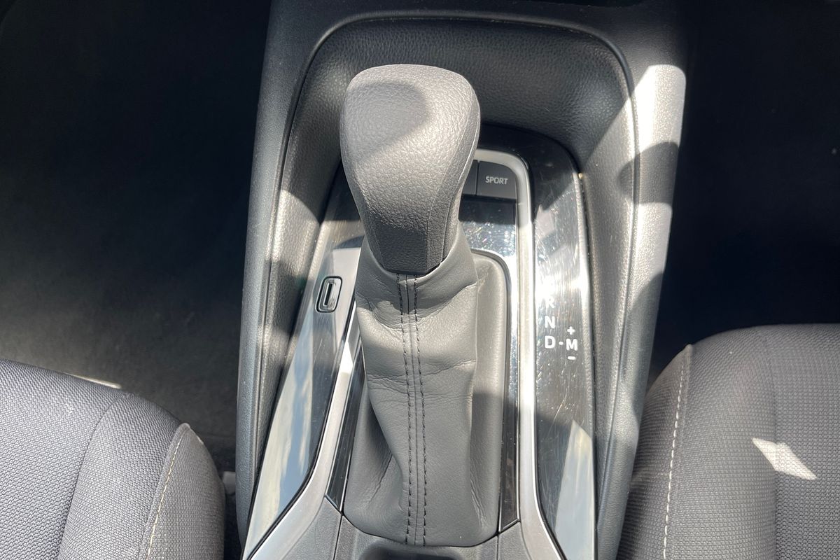 2021 Toyota Corolla Ascent Sport MZEA12R