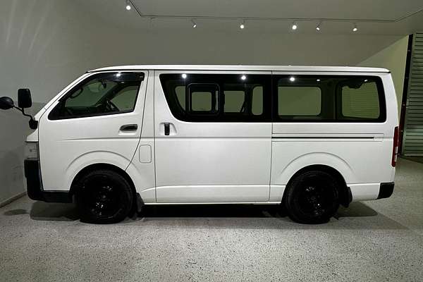 2019 Toyota Hiace TRH200V