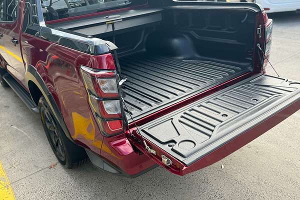 2025 Isuzu D-MAX X-TERRAIN 4X4