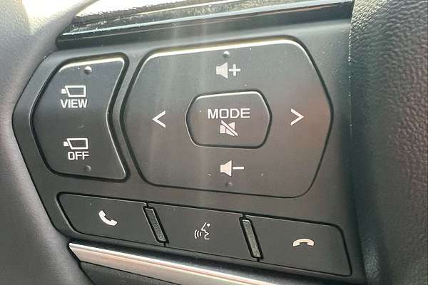 2025 Isuzu MU-X X-TERRAIN