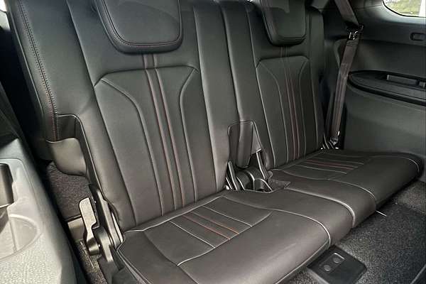 2025 Isuzu MU-X X-TERRAIN