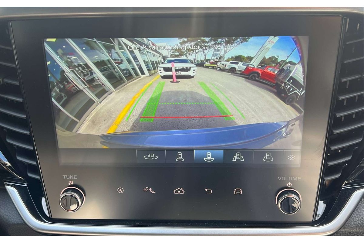 2025 Isuzu MU-X X-TERRAIN