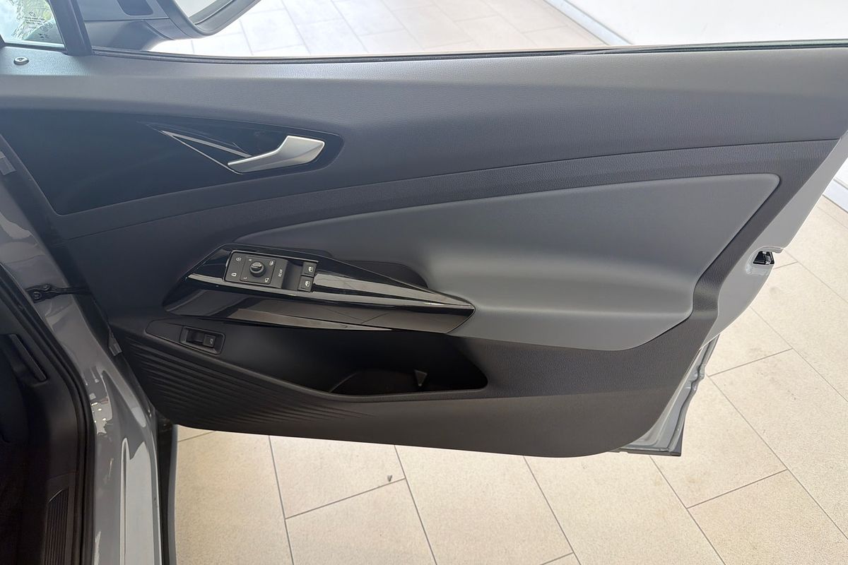 2025 Volkswagen ID.4 Pro E2