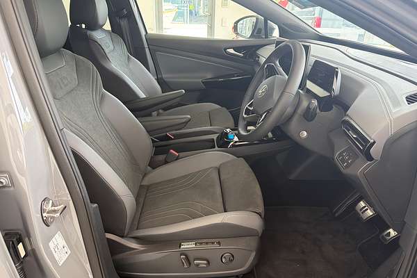 2025 Volkswagen ID.4 Pro E2