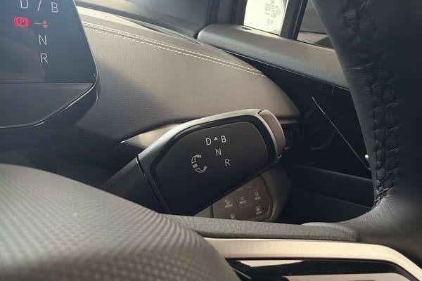 2025 Volkswagen ID.4 Pro E2