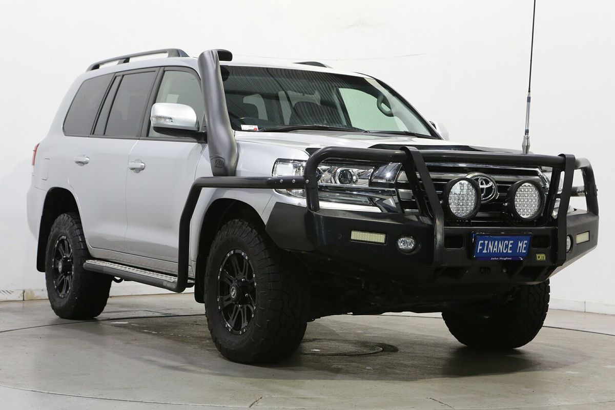 2017 Toyota Landcruiser GXL VDJ200R
