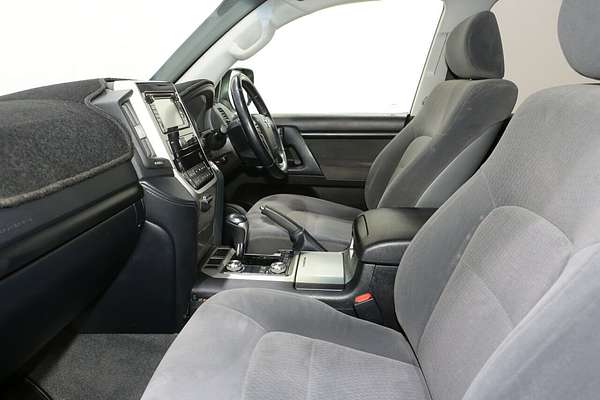 2017 Toyota Landcruiser GXL VDJ200R