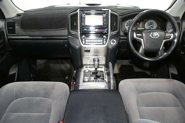 2017 Toyota Landcruiser GXL VDJ200R