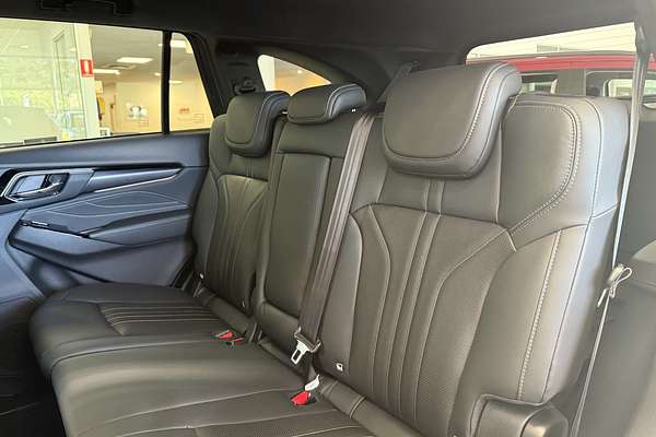 2025 Isuzu MU-X LS-T