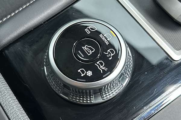 2022 Mitsubishi Outlander ES ZM