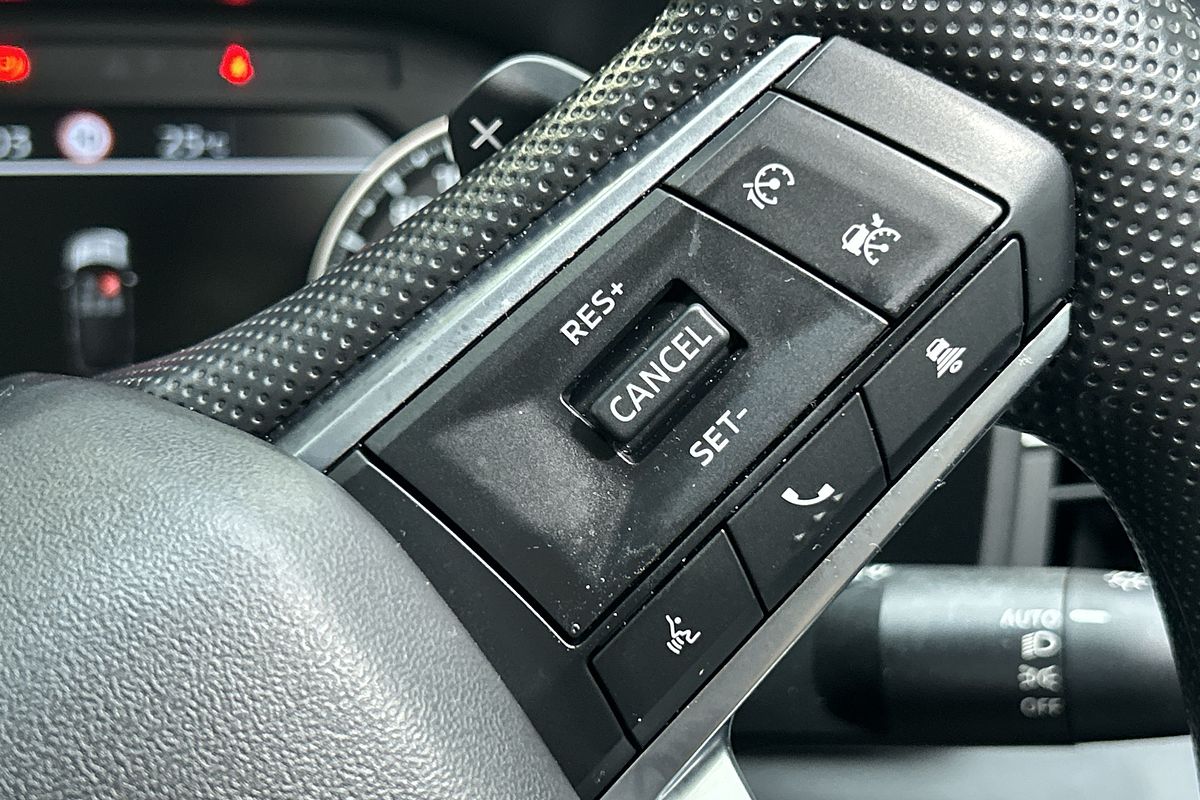 2022 Mitsubishi Outlander ES ZM