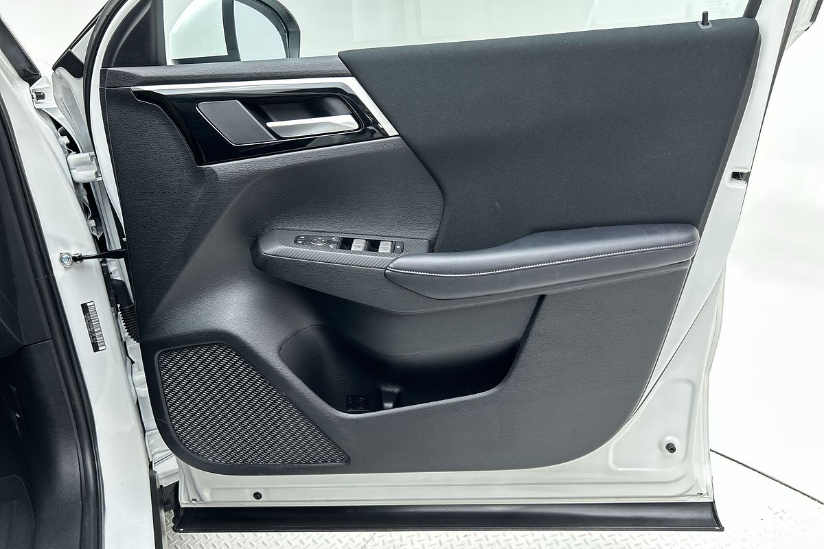 2022 Mitsubishi Outlander ES ZM