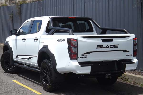 2025 Isuzu D-MAX BLADE 4X4