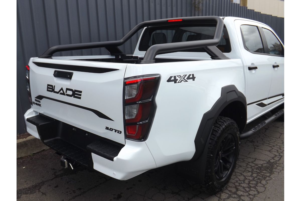 2025 Isuzu D-MAX BLADE 4X4