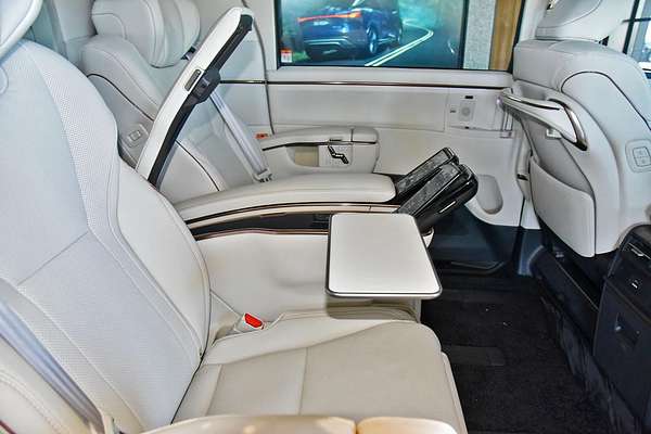 2025 Lexus LM LM350h Sports Luxury AAWH15R