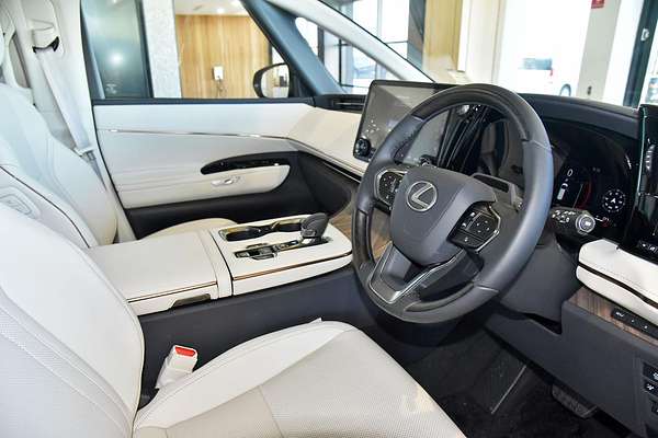 2025 Lexus LM LM350h Sports Luxury AAWH15R