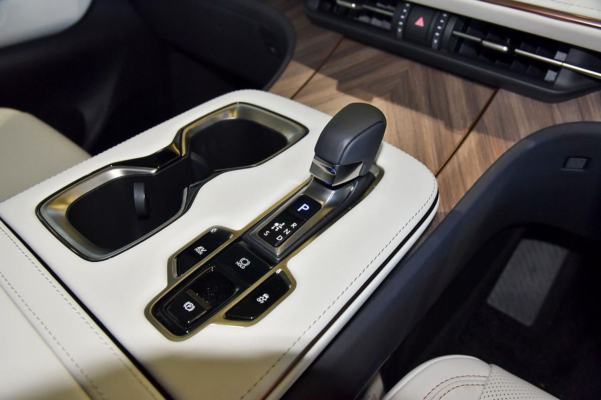 2025 Lexus LM LM350h Sports Luxury AAWH15R