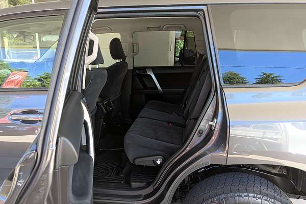 2017 Toyota Landcruiser Prado GXL GDJ150R