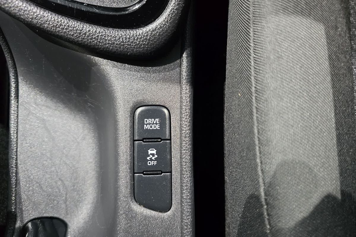 2022 Toyota Yaris Ascent Sport MXPA10R