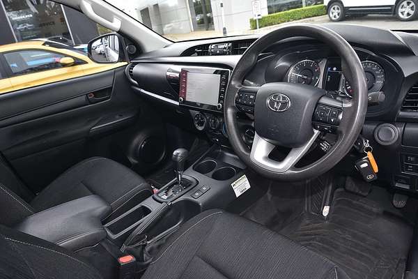 2021 Toyota Hilux SR GUN126R 4X4