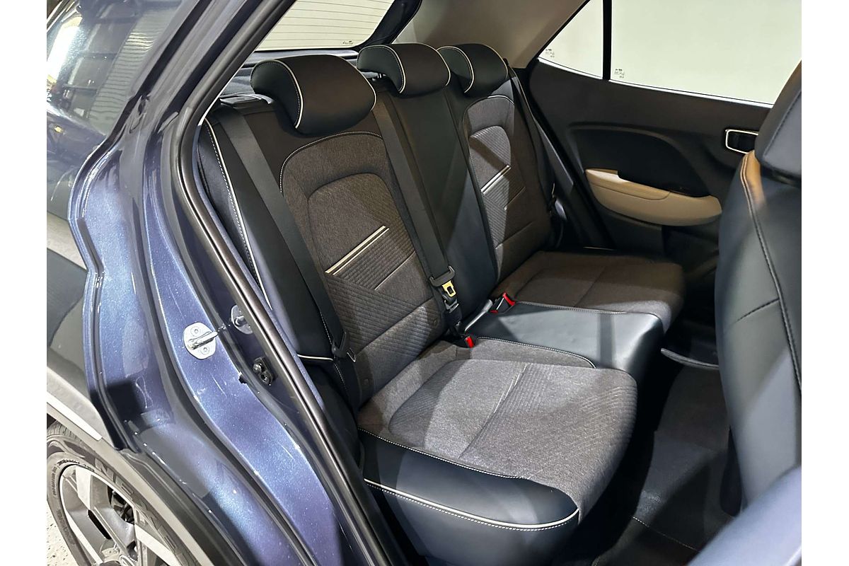 2023 Hyundai Venue Elite QX.V5