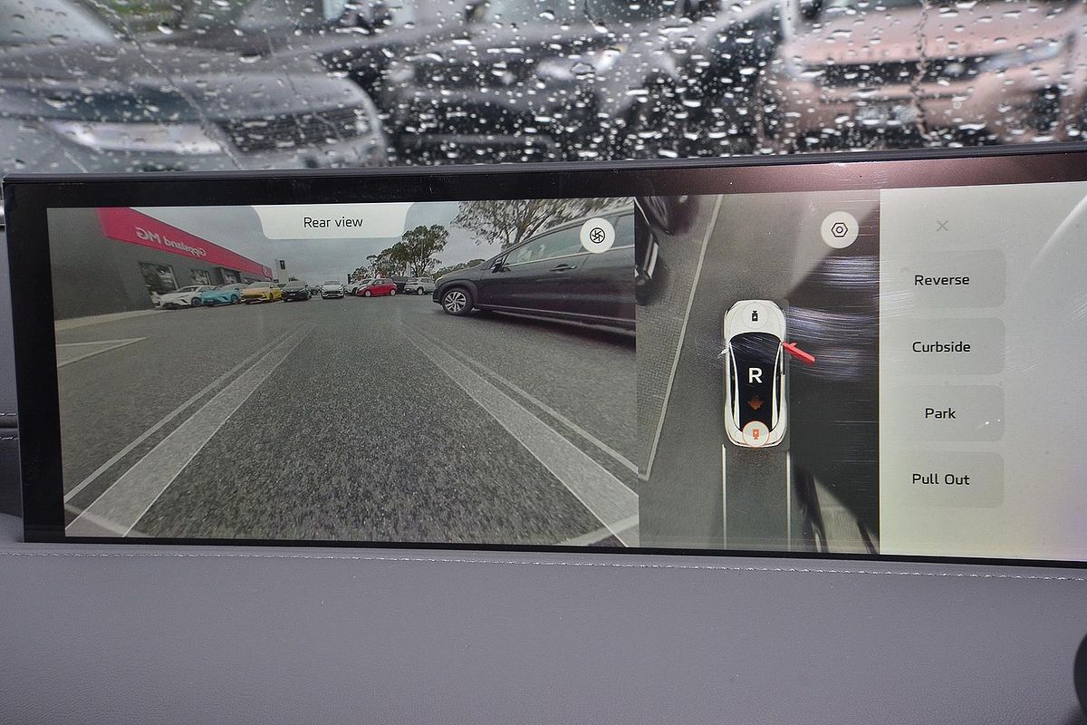 2025 MG IM6 Performance S12L