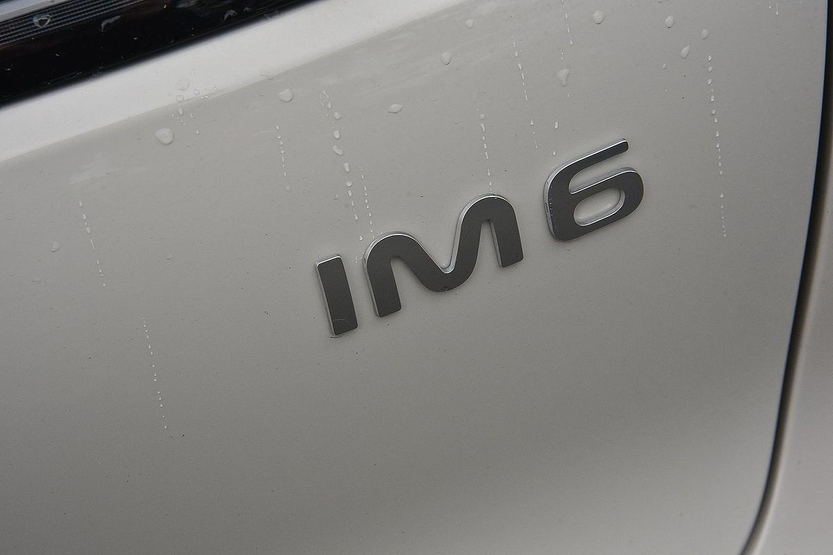 2025 MG IM6 Performance S12L