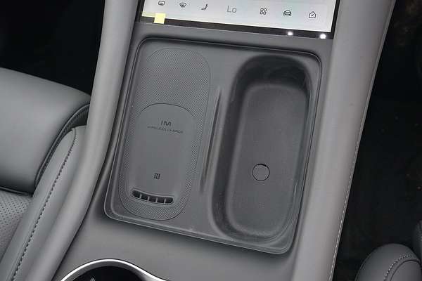 2025 MG IM6 Performance S12L