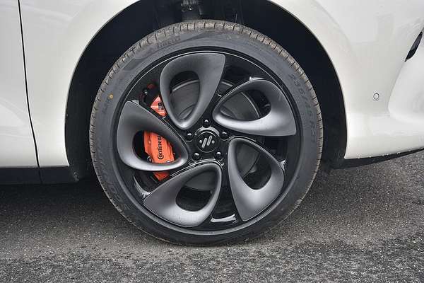 2025 MG IM6 Performance S12L