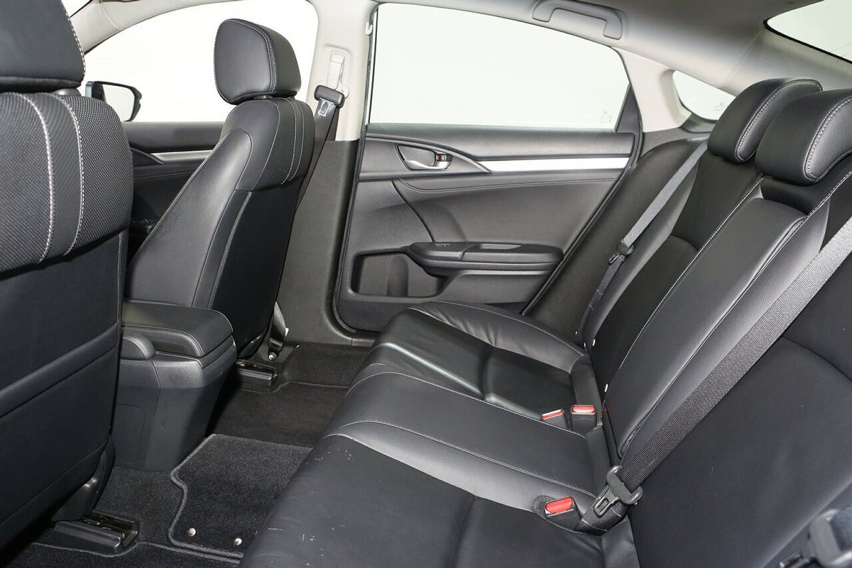 2016 Honda Civic VTi-LX 10th Gen