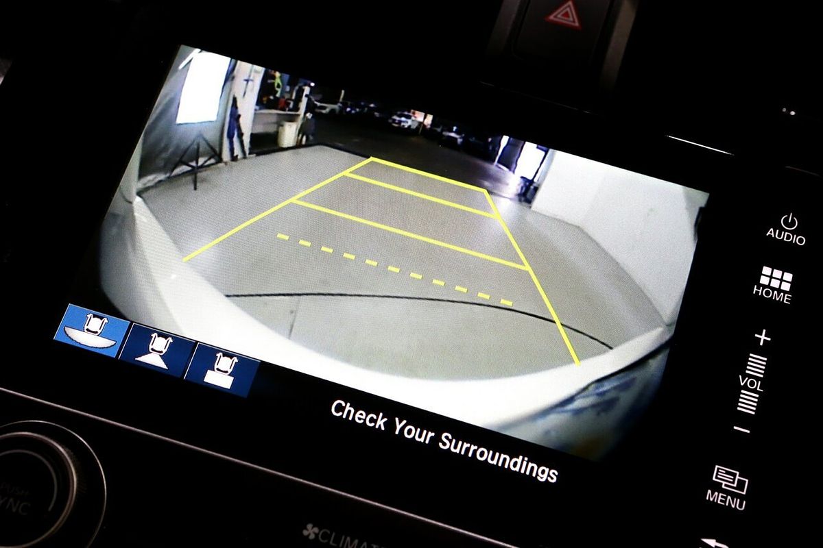 2016 Honda Civic VTi-LX 10th Gen