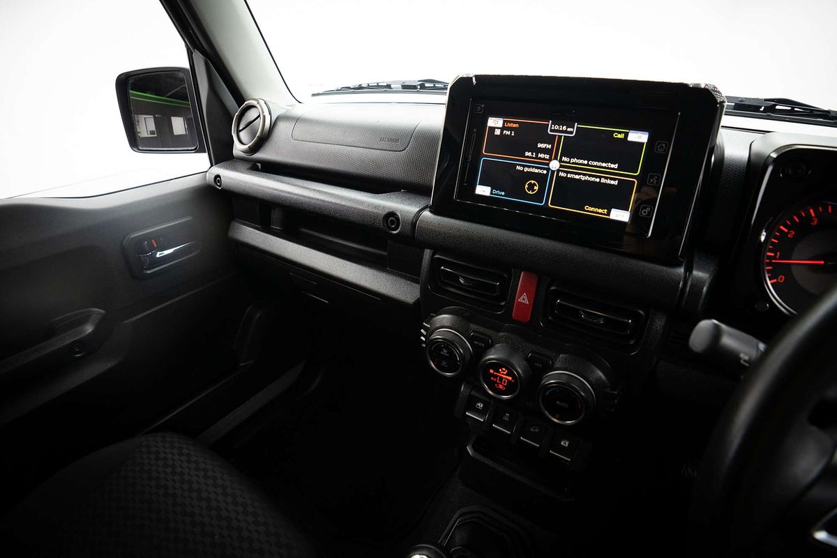 2022 Suzuki Jimny Heritage Edition GJ