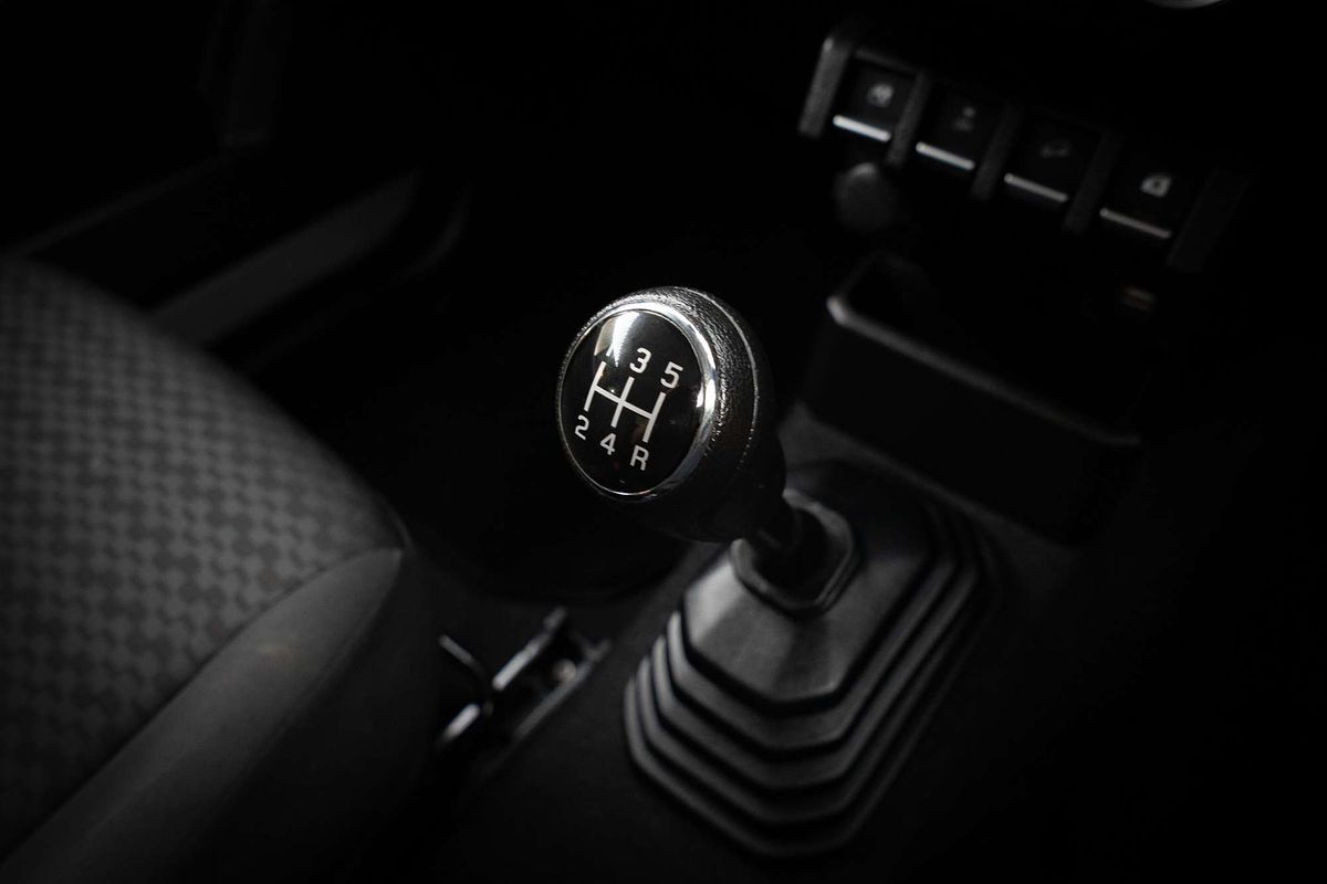 2022 Suzuki Jimny Heritage Edition GJ