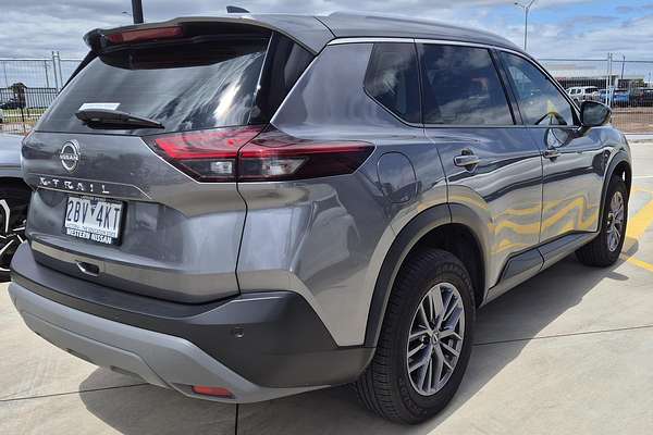 2025 Nissan X-TRAIL ST T33