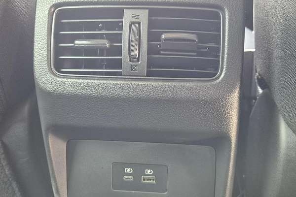 2025 Nissan X-TRAIL ST T33